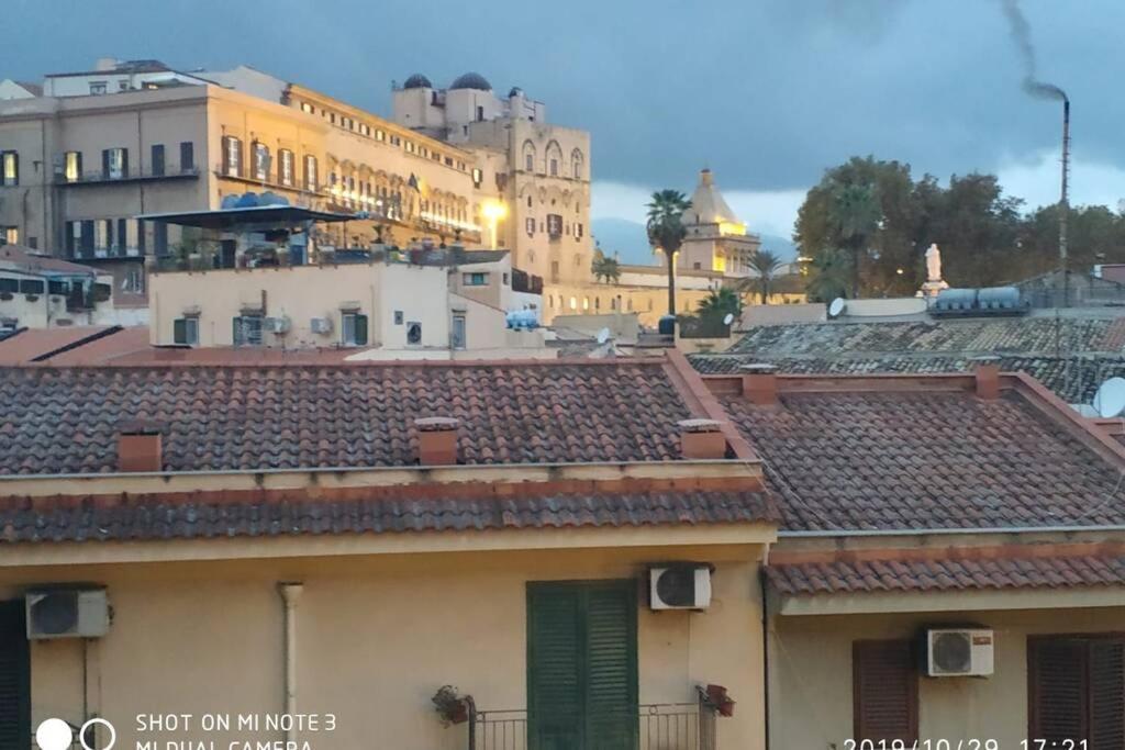 Home Sweet Home Appartamento Ricco Di Comfort Palermo Exterior foto